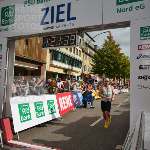 20.09.2026 - PSD Bank Halbmarathon LAZAROV Photography http://msf.ph/oto/10548912 20.09.2026 11:23:39 Ziel 1842, 4268 meine-sportfotos.de