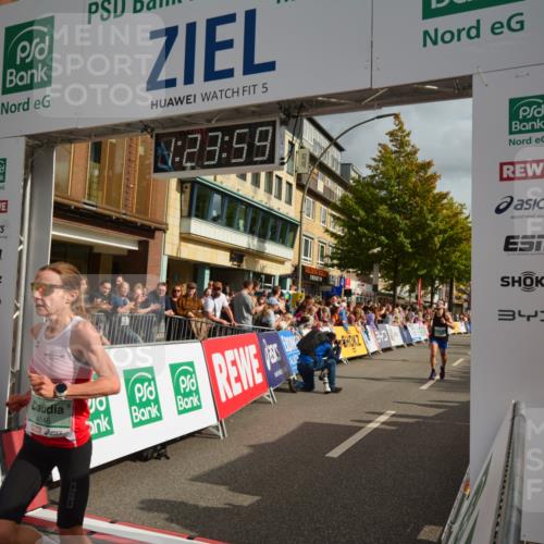20.09.2026 - PSD Bank Halbmarathon LAZAROV Photography http://msf.ph/oto/10548935 20.09.2026 11:23:58 Ziel 1024, 2776, 2779, 3377, 4105, 4146, 4227, 4545, 4558 meine-sportfotos.de