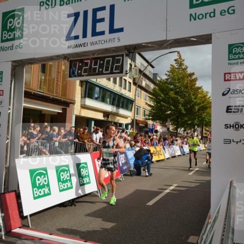 20.09.2026 - PSD Bank Halbmarathon LAZAROV Photography http://msf.ph/oto/10548943 20.09.2026 11:24:01 Ziel 1024, 2776, 2779, 4105, 4146, 4227, 4545, 4558 meine-sportfotos.de