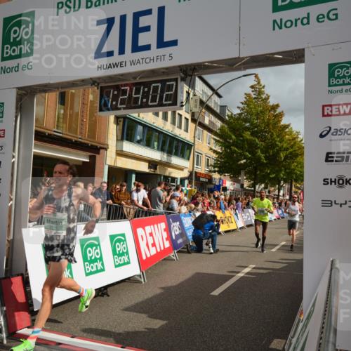 20.09.2026 - PSD Bank Halbmarathon LAZAROV Photography http://msf.ph/oto/10548945 20.09.2026 11:24:02 Ziel 1024, 2776, 2779, 4105, 4146, 4227, 4545, 4558 meine-sportfotos.de