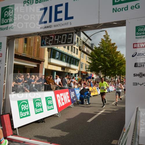 20.09.2026 - PSD Bank Halbmarathon LAZAROV Photography http://msf.ph/oto/10548946 20.09.2026 11:24:02 Ziel 1024, 2776, 2779, 4105, 4146, 4227, 4545, 4558 meine-sportfotos.de