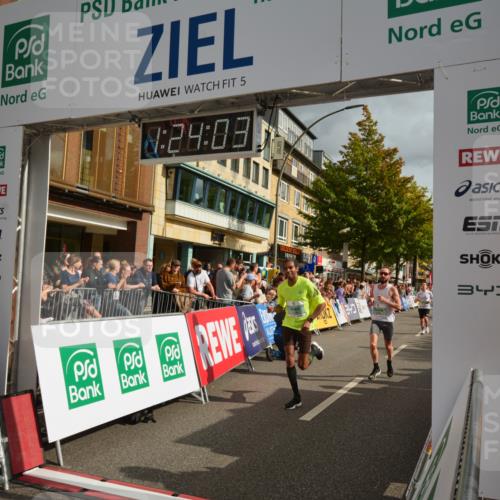 20.09.2026 - PSD Bank Halbmarathon LAZAROV Photography http://msf.ph/oto/10548948 20.09.2026 11:24:03 Ziel 1024, 2776, 2779, 4105, 4146, 4227, 4545, 4558 meine-sportfotos.de