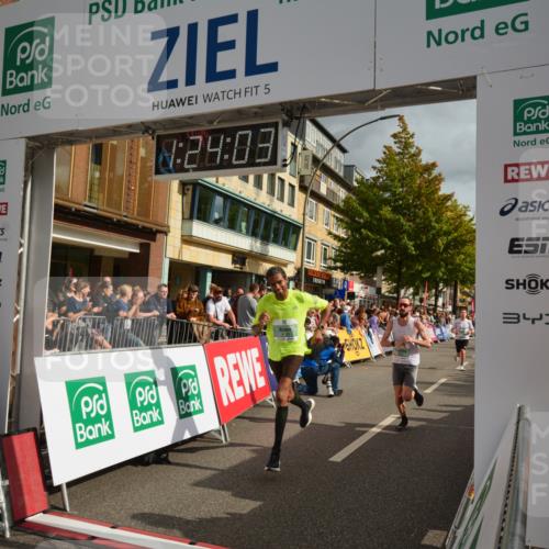 20.09.2026 - PSD Bank Halbmarathon LAZAROV Photography http://msf.ph/oto/10548949 20.09.2026 11:24:03 Ziel 1024, 2776, 2779, 4105, 4146, 4227, 4545, 4558 meine-sportfotos.de