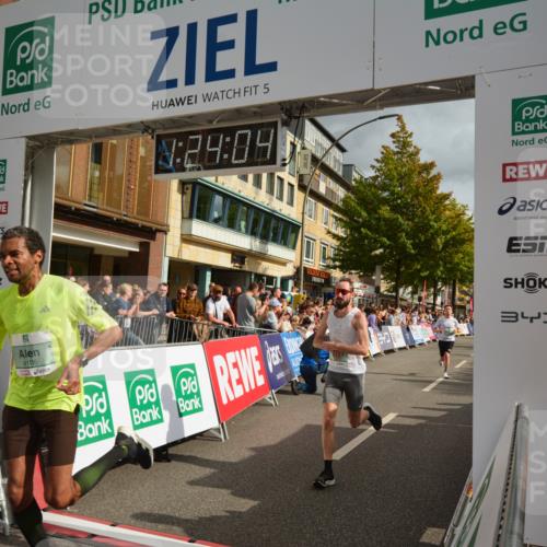 20.09.2026 - PSD Bank Halbmarathon LAZAROV Photography http://msf.ph/oto/10548951 20.09.2026 11:24:03 Ziel 1024, 2776, 2779, 4105, 4146, 4227, 4545, 4558 meine-sportfotos.de