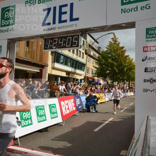 20.09.2026 - PSD Bank Halbmarathon LAZAROV Photography http://msf.ph/oto/10548954 20.09.2026 11:24:04 Ziel 2776, 2779, 4105, 4146, 4176, 4227, 4545, 4558 meine-sportfotos.de