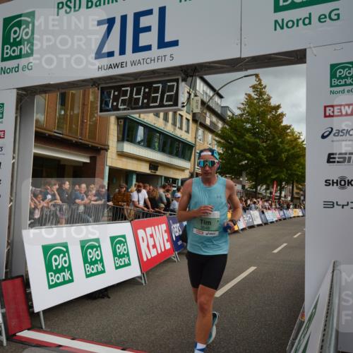 20.09.2026 - PSD Bank Halbmarathon LAZAROV Photography http://msf.ph/oto/10548980 20.09.2026 11:24:31 Ziel 1636, 2125, 3548, 4463 meine-sportfotos.de