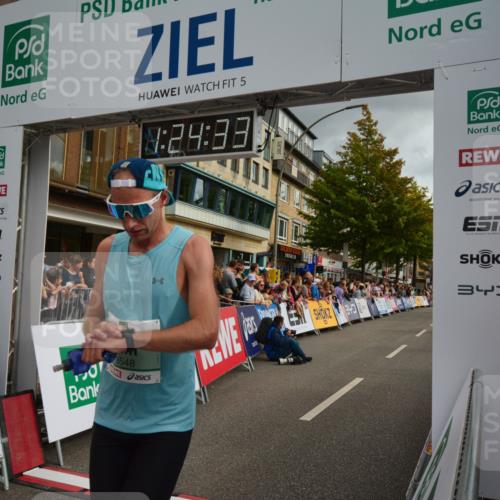 20.09.2026 - PSD Bank Halbmarathon LAZAROV Photography http://msf.ph/oto/10548984 20.09.2026 11:24:32 Ziel 1636, 2125, 2766, 3548, 4463 meine-sportfotos.de