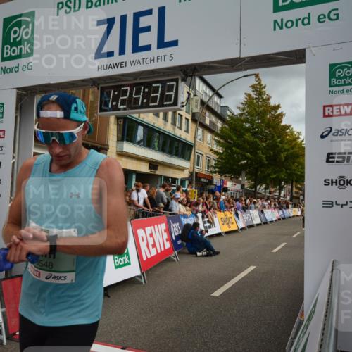 20.09.2026 - PSD Bank Halbmarathon LAZAROV Photography http://msf.ph/oto/10548985 20.09.2026 11:24:32 Ziel 1636, 2125, 2766, 3548, 4463 meine-sportfotos.de