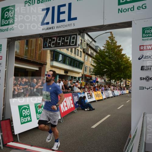 20.09.2026 - PSD Bank Halbmarathon LAZAROV Photography http://msf.ph/oto/10548999 20.09.2026 11:24:47 Ziel 1780, 1801, 2365, 2766 meine-sportfotos.de