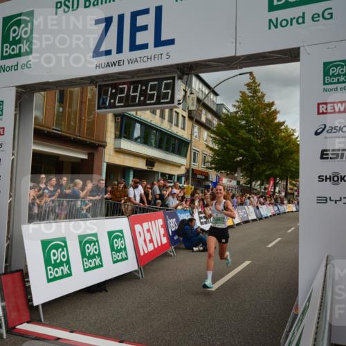 20.09.2026 - PSD Bank Halbmarathon LAZAROV Photography http://msf.ph/oto/10549005 20.09.2026 11:24:54 Ziel 1780, 1801 meine-sportfotos.de