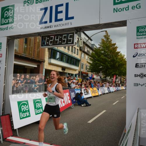 20.09.2026 - PSD Bank Halbmarathon LAZAROV Photography http://msf.ph/oto/10549009 20.09.2026 11:24:55 Ziel 1780, 1801, 3087 meine-sportfotos.de