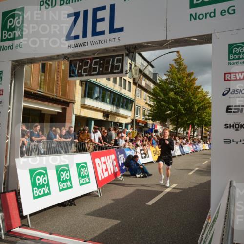 20.09.2026 - PSD Bank Halbmarathon LAZAROV Photography http://msf.ph/oto/10549028 20.09.2026 11:25:14 Ziel 2438, 4765 meine-sportfotos.de