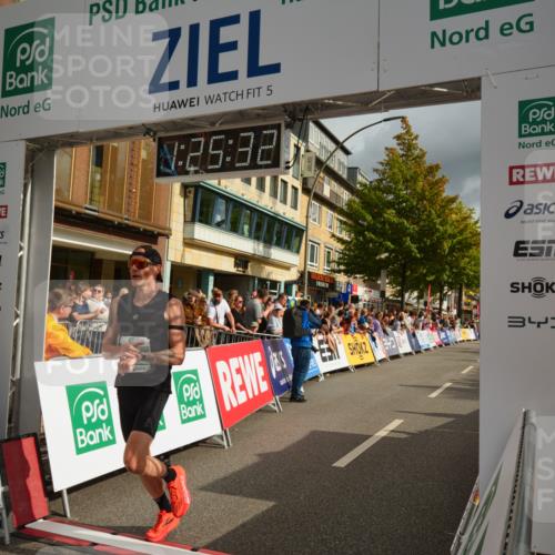 20.09.2026 - PSD Bank Halbmarathon LAZAROV Photography http://msf.ph/oto/10549037 20.09.2026 11:25:32 Ziel 1428, 2339, 2744 meine-sportfotos.de