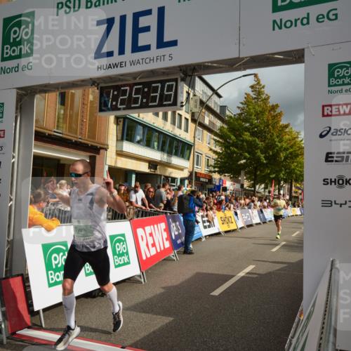 20.09.2026 - PSD Bank Halbmarathon LAZAROV Photography http://msf.ph/oto/10549042 20.09.2026 11:25:39 Ziel 1428, 2744 meine-sportfotos.de