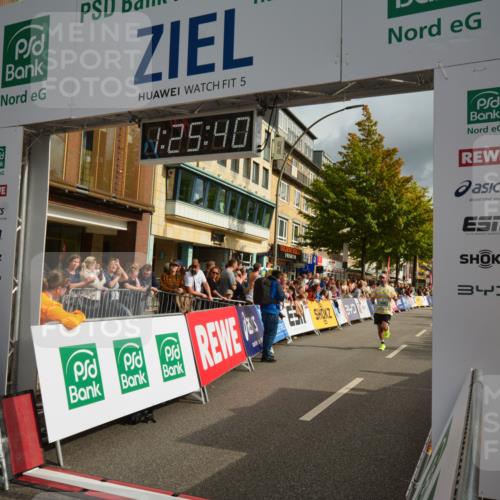 20.09.2026 - PSD Bank Halbmarathon LAZAROV Photography http://msf.ph/oto/10549044 20.09.2026 11:25:39 Ziel 1428, 2744 meine-sportfotos.de