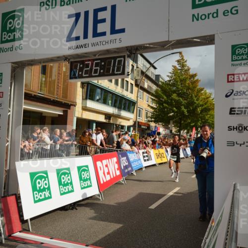 20.09.2026 - PSD Bank Halbmarathon LAZAROV Photography http://msf.ph/oto/10549064 20.09.2026 11:26:10 Ziel 2333, 3710, 4347, 4518 meine-sportfotos.de