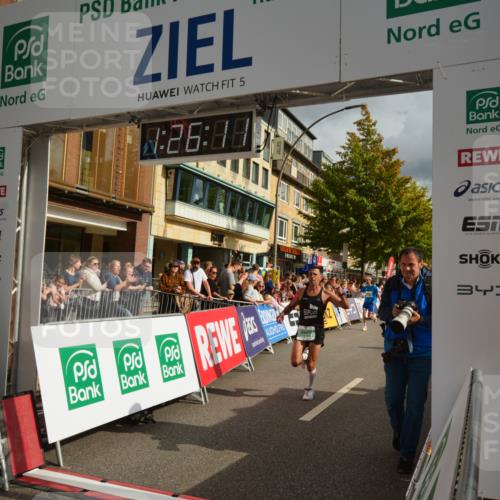 20.09.2026 - PSD Bank Halbmarathon LAZAROV Photography http://msf.ph/oto/10549067 20.09.2026 11:26:10 Ziel 2333, 3710, 4347, 4518 meine-sportfotos.de