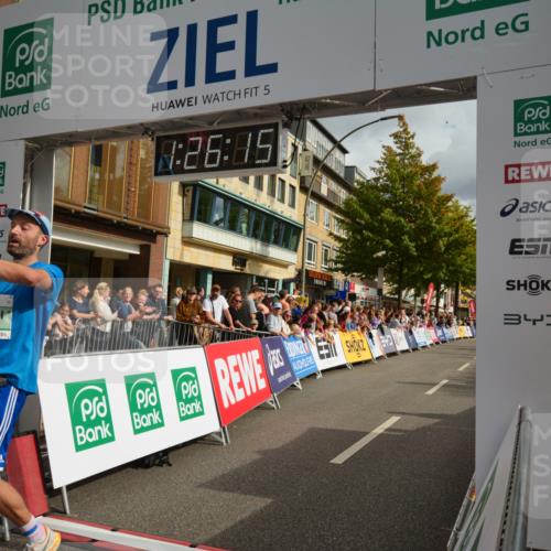20.09.2026 - PSD Bank Halbmarathon LAZAROV Photography http://msf.ph/oto/10549073 20.09.2026 11:26:15 Ziel 2333, 2603, 2620, 3710, 4174, 4347, 4518 meine-sportfotos.de