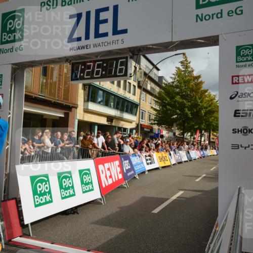 20.09.2026 - PSD Bank Halbmarathon LAZAROV Photography http://msf.ph/oto/10549074 20.09.2026 11:26:15 Ziel 2333, 2603, 2620, 3710, 4174, 4347, 4518 meine-sportfotos.de
