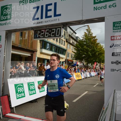 20.09.2026 - PSD Bank Halbmarathon LAZAROV Photography http://msf.ph/oto/10549076 20.09.2026 11:26:19 Ziel 1518, 2333, 2603, 2620, 3710, 4174, 4518 meine-sportfotos.de