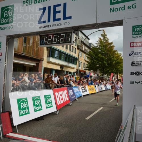 20.09.2026 - PSD Bank Halbmarathon LAZAROV Photography http://msf.ph/oto/10549080 20.09.2026 11:26:20 Ziel 1518, 2333, 2603, 2620, 3710, 4174, 4518 meine-sportfotos.de
