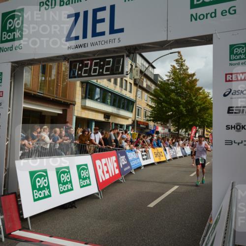 20.09.2026 - PSD Bank Halbmarathon LAZAROV Photography http://msf.ph/oto/10549081 20.09.2026 11:26:20 Ziel 1518, 2333, 2603, 2620, 3710, 4174, 4518 meine-sportfotos.de