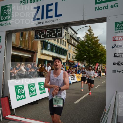 20.09.2026 - PSD Bank Halbmarathon LAZAROV Photography http://msf.ph/oto/10549083 20.09.2026 11:26:22 Ziel 1518, 2603, 2620, 3710, 4174, 4518 meine-sportfotos.de