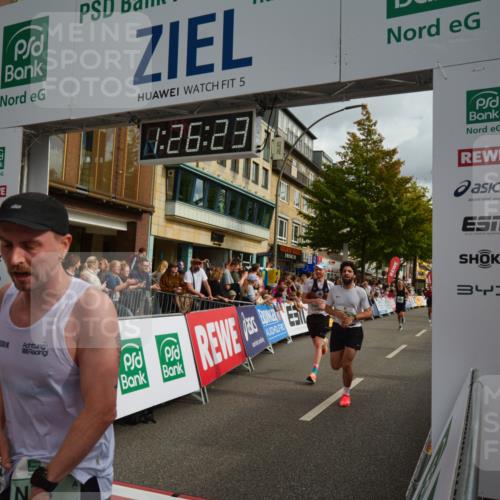 20.09.2026 - PSD Bank Halbmarathon LAZAROV Photography http://msf.ph/oto/10549085 20.09.2026 11:26:22 Ziel 1518, 2603, 2620, 3710, 4174, 4518 meine-sportfotos.de