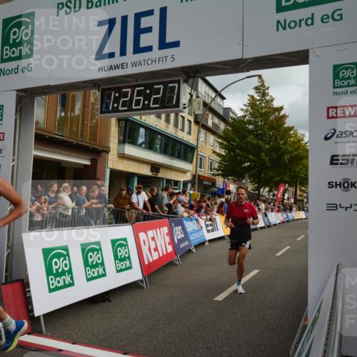 20.09.2026 - PSD Bank Halbmarathon LAZAROV Photography http://msf.ph/oto/10549098 20.09.2026 11:26:27 Ziel 1518, 2603, 2620, 3081, 3710, 4174, 4373, 4396 meine-sportfotos.de