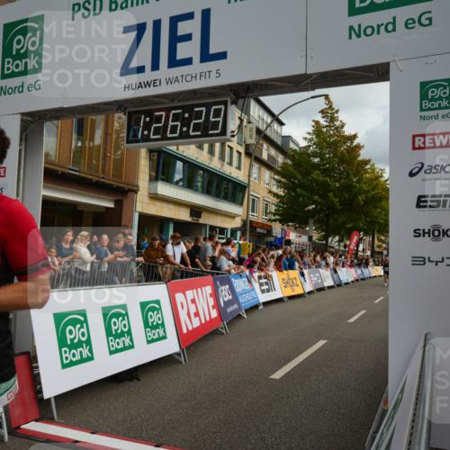 20.09.2026 - PSD Bank Halbmarathon LAZAROV Photography http://msf.ph/oto/10549106 20.09.2026 11:26:28 Ziel 1518, 2603, 2620, 3081, 3710, 4174, 4373, 4396 meine-sportfotos.de