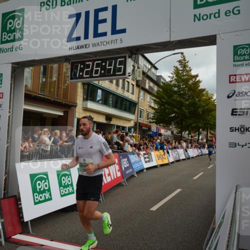 20.09.2026 - PSD Bank Halbmarathon LAZAROV Photography http://msf.ph/oto/10549124 20.09.2026 11:26:44 Ziel 1287, 1950, 2292, 3886, 3998, 4056 meine-sportfotos.de