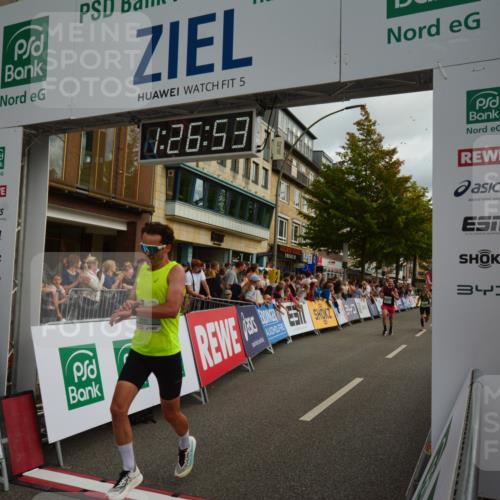 20.09.2026 - PSD Bank Halbmarathon LAZAROV Photography http://msf.ph/oto/10549130 20.09.2026 11:26:53 Ziel 1287, 2292, 2346, 2845, 3886, 4056 meine-sportfotos.de