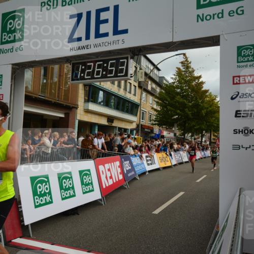 20.09.2026 - PSD Bank Halbmarathon LAZAROV Photography http://msf.ph/oto/10549132 20.09.2026 11:26:53 Ziel 1287, 2292, 2346, 2845, 3886, 4056 meine-sportfotos.de
