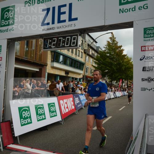 20.09.2026 - PSD Bank Halbmarathon LAZAROV Photography http://msf.ph/oto/10549154 20.09.2026 11:27:08 Ziel 1314, 1574, 2346, 2813, 3870, 4553 meine-sportfotos.de