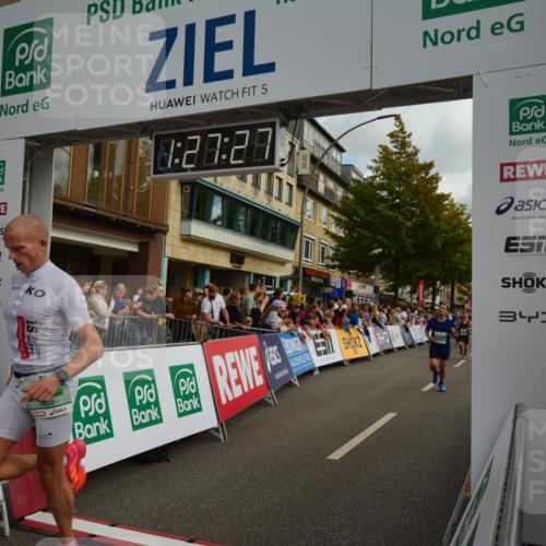20.09.2026 - PSD Bank Halbmarathon LAZAROV Photography http://msf.ph/oto/10549171 20.09.2026 11:27:26 Ziel 1078, 2096, 2813, 2880, 4100, 4496, 4648 meine-sportfotos.de