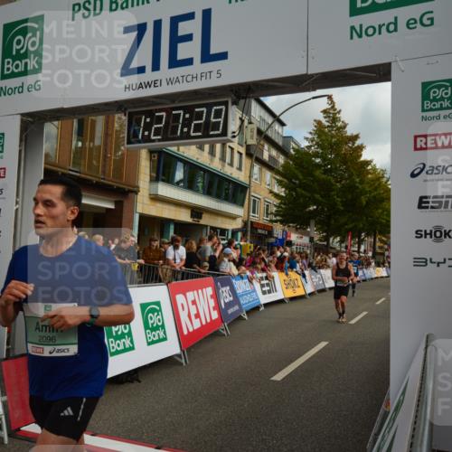 20.09.2026 - PSD Bank Halbmarathon LAZAROV Photography http://msf.ph/oto/10549177 20.09.2026 11:27:29 Ziel 1078, 2096, 2880, 4100, 4496, 4648 meine-sportfotos.de