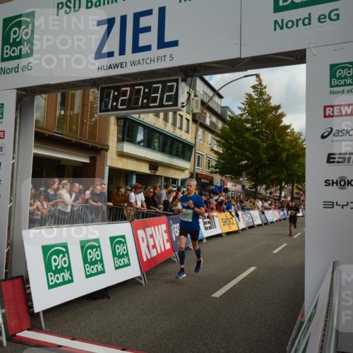 20.09.2026 - PSD Bank Halbmarathon LAZAROV Photography http://msf.ph/oto/10549186 20.09.2026 11:27:32 Ziel 1078, 2096, 2880, 4496, 4648 meine-sportfotos.de