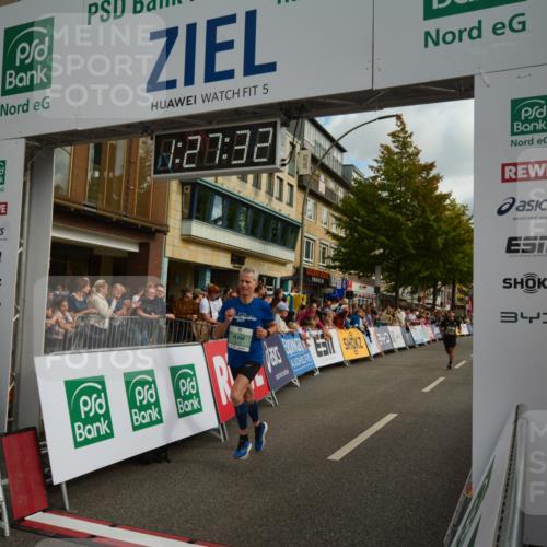 20.09.2026 - PSD Bank Halbmarathon LAZAROV Photography http://msf.ph/oto/10549188 20.09.2026 11:27:32 Ziel 1078, 2096, 2880, 4496, 4648 meine-sportfotos.de