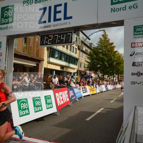 20.09.2026 - PSD Bank Halbmarathon LAZAROV Photography http://msf.ph/oto/10549202 20.09.2026 11:27:47 Ziel 2544, 3189, 3348, 3431, 4462 meine-sportfotos.de