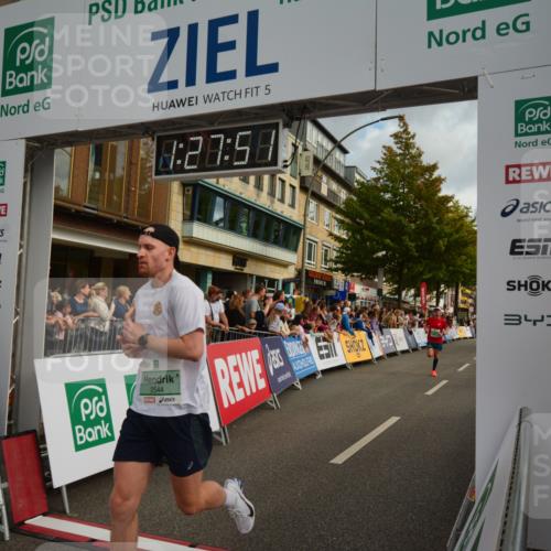 20.09.2026 - PSD Bank Halbmarathon LAZAROV Photography http://msf.ph/oto/10549204 20.09.2026 11:27:51 Ziel 1606, 2544, 3189, 3348, 3431, 4462 meine-sportfotos.de