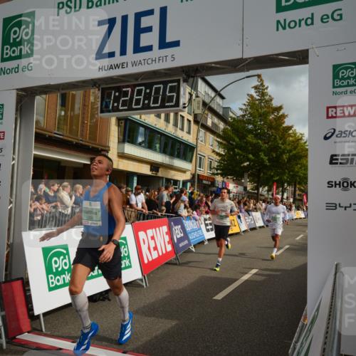 20.09.2026 - PSD Bank Halbmarathon LAZAROV Photography http://msf.ph/oto/10549222 20.09.2026 11:28:04 Ziel 1096, 1399, 1606, 1679, 2484, 3068, 3207, 4462, 4795 meine-sportfotos.de