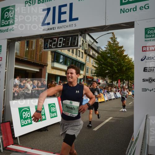 20.09.2026 - PSD Bank Halbmarathon LAZAROV Photography http://msf.ph/oto/10549234 20.09.2026 11:28:10 Ziel 1096, 1399, 1679, 2484, 3068, 3207, 3362, 4795 meine-sportfotos.de