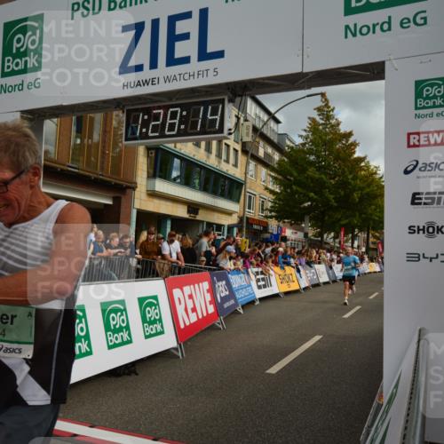 20.09.2026 - PSD Bank Halbmarathon LAZAROV Photography http://msf.ph/oto/10549244 20.09.2026 11:28:13 Ziel 1096, 1679, 2484, 3207, 3362 meine-sportfotos.de