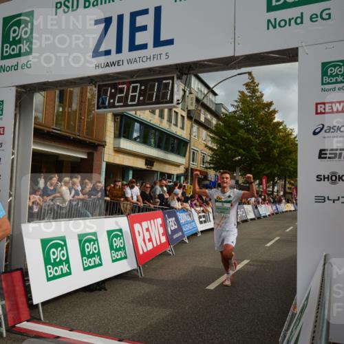 20.09.2026 - PSD Bank Halbmarathon LAZAROV Photography http://msf.ph/oto/10549247 20.09.2026 11:28:16 Ziel 1096, 1679, 2484, 3077, 3207, 3362 meine-sportfotos.de