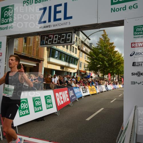 20.09.2026 - PSD Bank Halbmarathon LAZAROV Photography http://msf.ph/oto/10549254 20.09.2026 11:28:28 Ziel 2645, 3077 meine-sportfotos.de