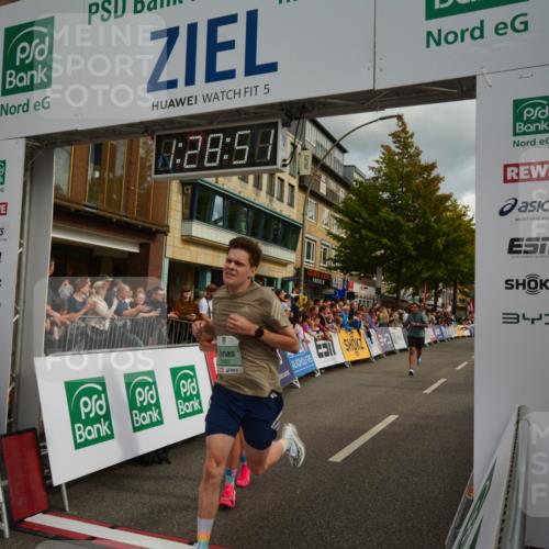 20.09.2026 - PSD Bank Halbmarathon LAZAROV Photography http://msf.ph/oto/10549277 20.09.2026 11:28:50 Ziel 1333, 1506, 2372, 2490, 3665, 4325 meine-sportfotos.de