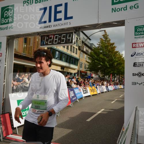 20.09.2026 - PSD Bank Halbmarathon LAZAROV Photography http://msf.ph/oto/10549287 20.09.2026 11:28:54 Ziel 1057, 1506, 2372, 2490, 3665, 4325 meine-sportfotos.de
