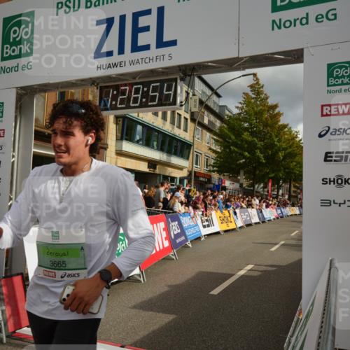 20.09.2026 - PSD Bank Halbmarathon LAZAROV Photography http://msf.ph/oto/10549288 20.09.2026 11:28:54 Ziel 1057, 1506, 2372, 2490, 3665, 4325 meine-sportfotos.de