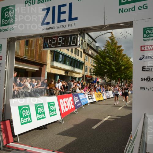 20.09.2026 - PSD Bank Halbmarathon LAZAROV Photography http://msf.ph/oto/10549296 20.09.2026 11:29:10 Ziel 1548, 1572, 2404, 2446, 2459, 2975, 4348 meine-sportfotos.de