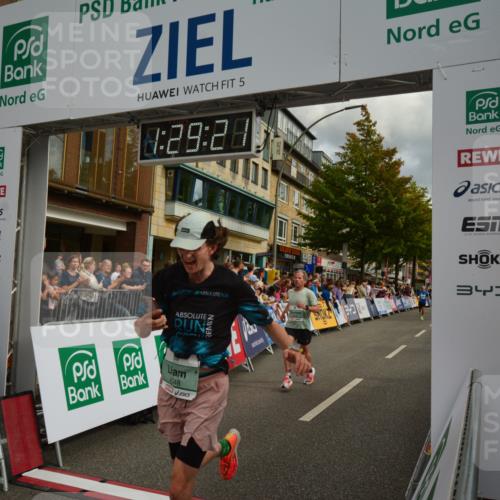 20.09.2026 - PSD Bank Halbmarathon LAZAROV Photography http://msf.ph/oto/10549308 20.09.2026 11:29:21 Ziel 1422, 1548, 2401, 2472, 3519, 3729, 4348, 4459 meine-sportfotos.de